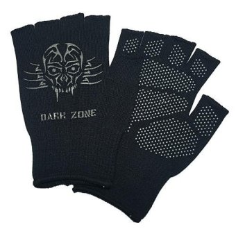 M1 ถุงมือมอเตอร์ไซค์ ตุ๊กแกกันลื่น รุ่นตัด 5 นิ้ว ลาย Dark Zone จำนวน 1 คู่